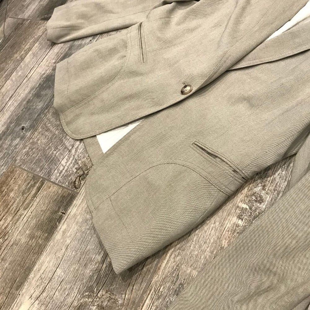 Stylish Button Down Blazer - image 3